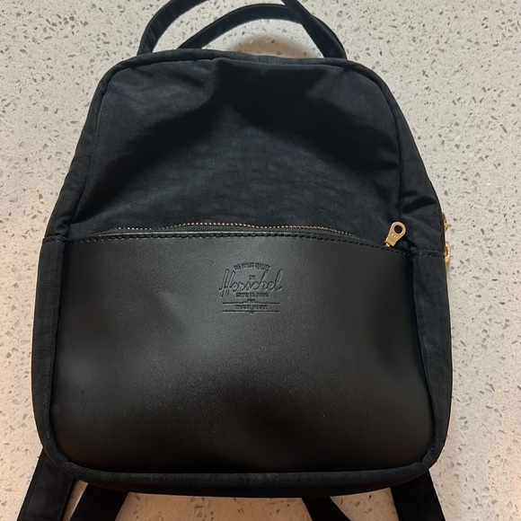 Herschel Backpack purse - Picture 2 of 4